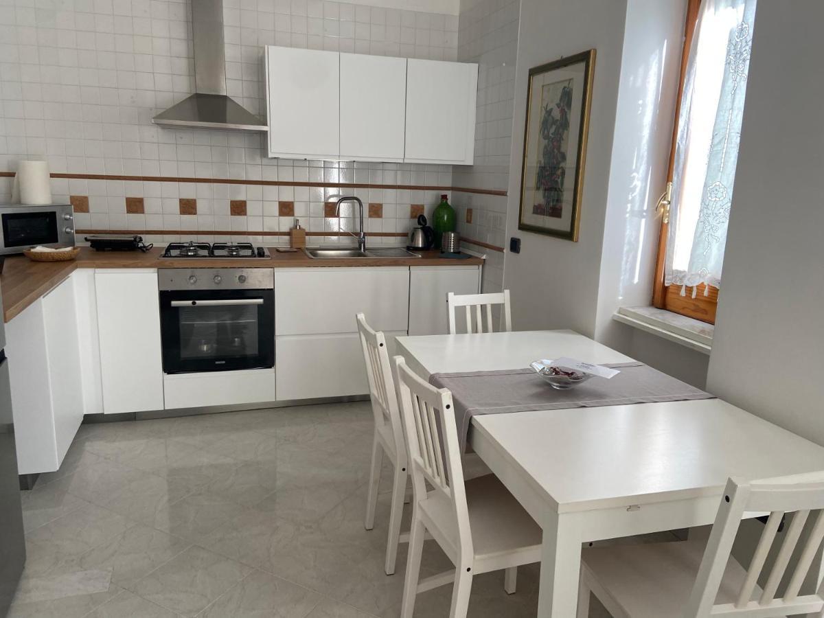 דירות פוזולי La Casa Di Giu מראה חיצוני תמונה