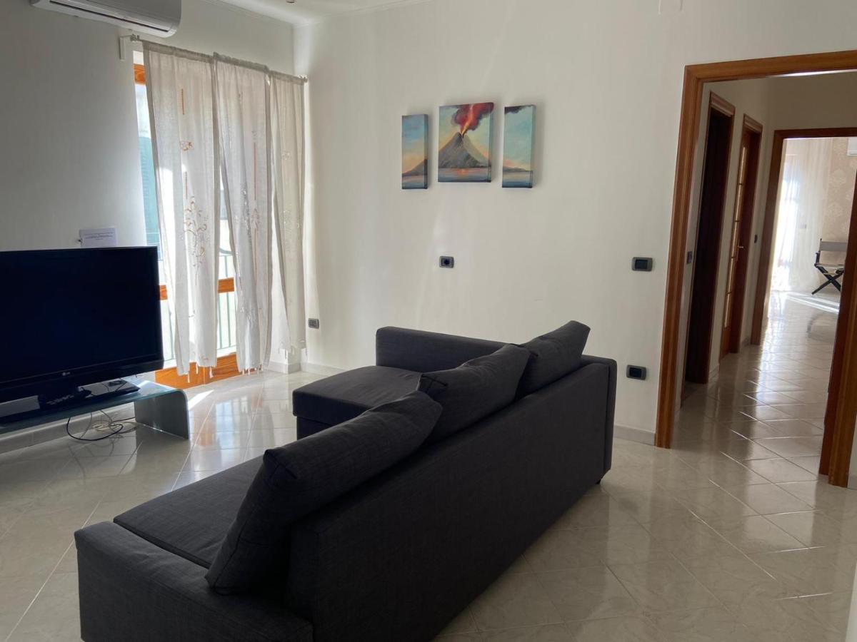 דירות פוזולי La Casa Di Giu מראה חיצוני תמונה